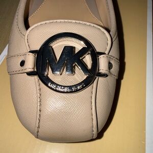 Michael Kors Truffle Leather Moccasins/Flats size 10 New